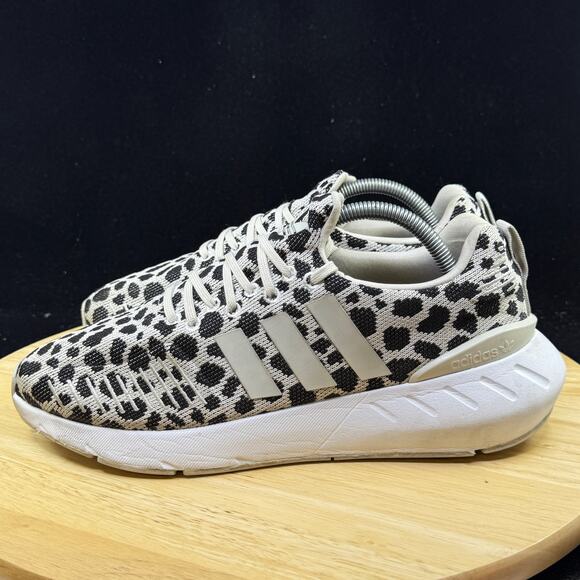 adidas Swift Run 22 Womens Running Shoes Cheetah Print GZ4976 Size 9.5 - Picture 2 of 10